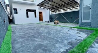 📍BEAUTIFULLY FINISHED 5 BEDROOM FULLY DETACHED DUPLEX WITH BQ IN LEKKI