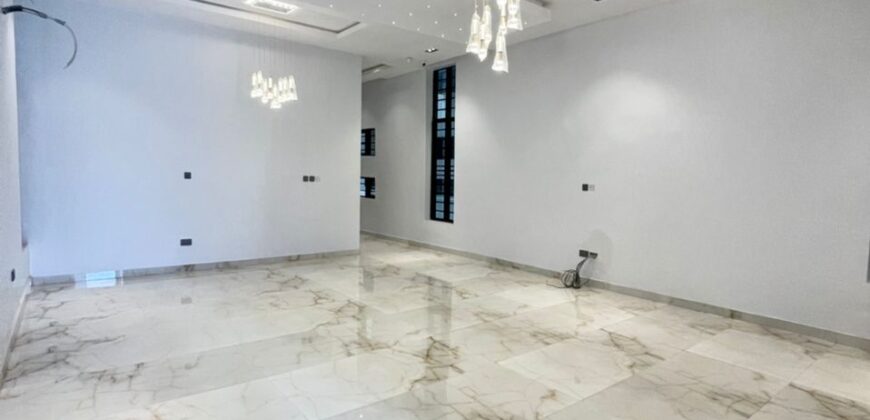 📍UNIQUELY DESIGNED 5 BEDROOM FULLY DETACHED HOME WITH SWIMMING POOL IN OSAPA